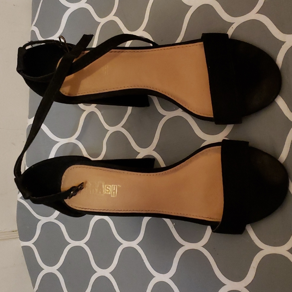 Womens shoes